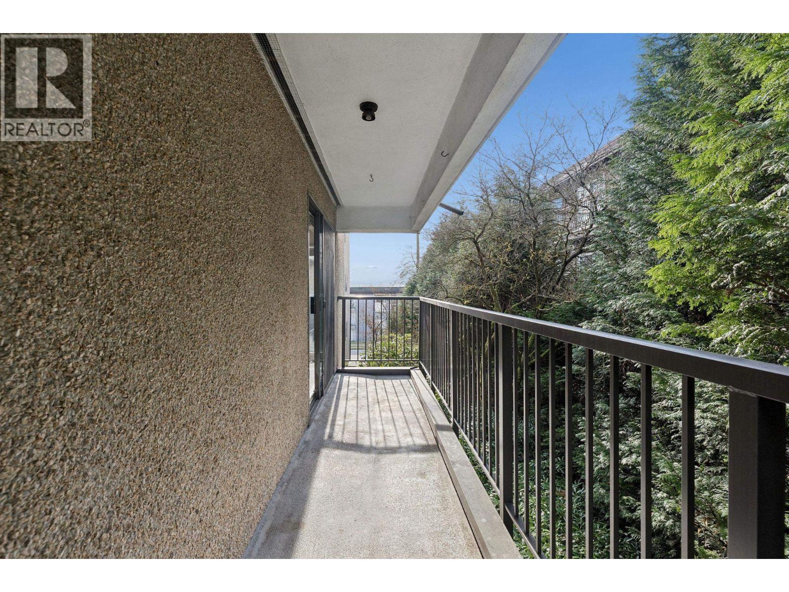 203 330 E 1st Street, North Vancouver, British Columbia  V7L 1B5 - Photo 25 - R3092002