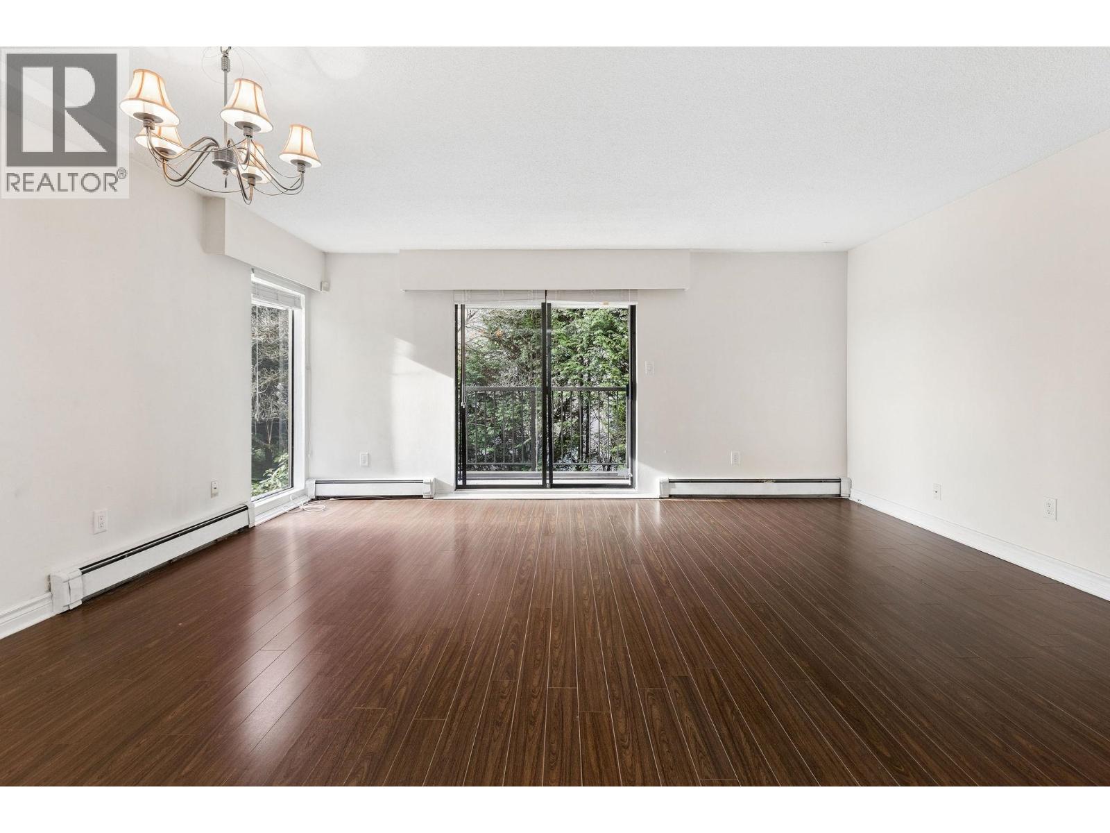 203 330 E 1st Street, North Vancouver, British Columbia  V7L 1B5 - Photo 3 - R3092002