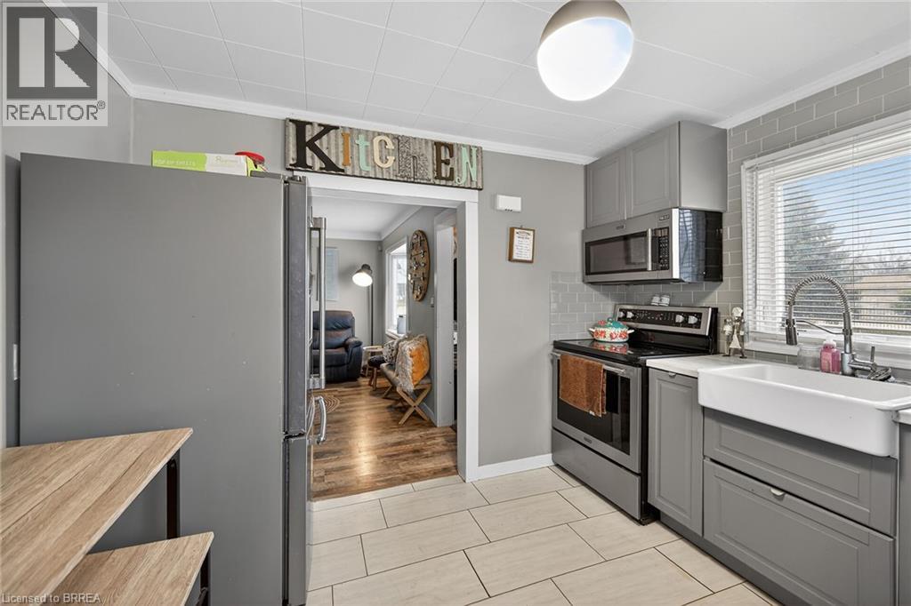 72 Morton Avenue, Brantford, Ontario  N3R 2N8 - Photo 14 - 40812114