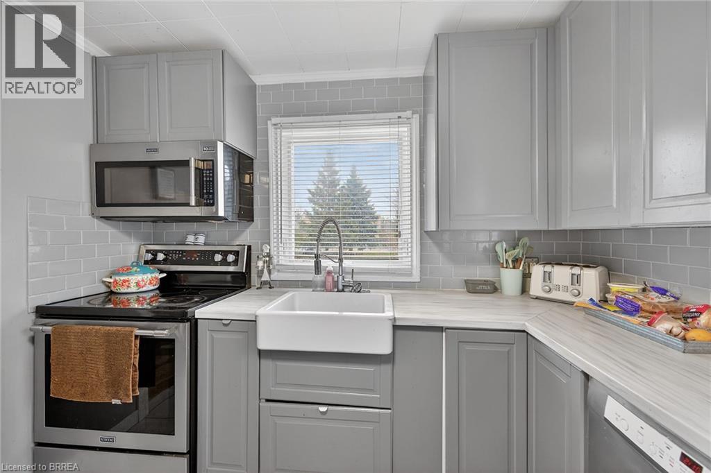 72 Morton Avenue, Brantford, Ontario  N3R 2N8 - Photo 15 - 40812114