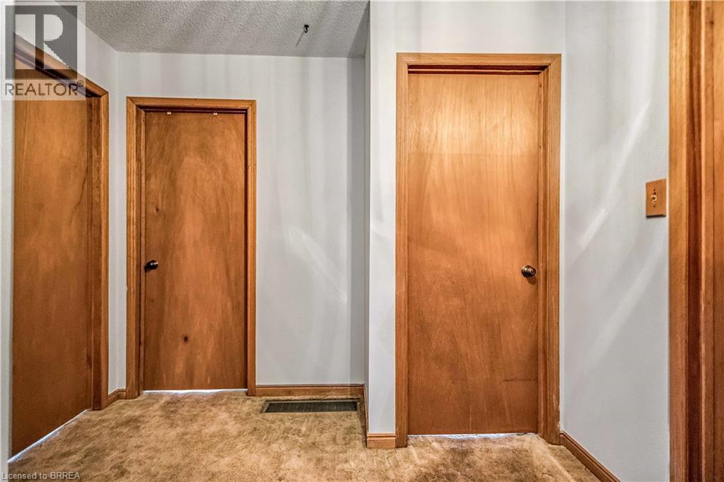 52 Charles Street, Brantford, Ontario  N3T 1B3 - Photo 15 - 40811637