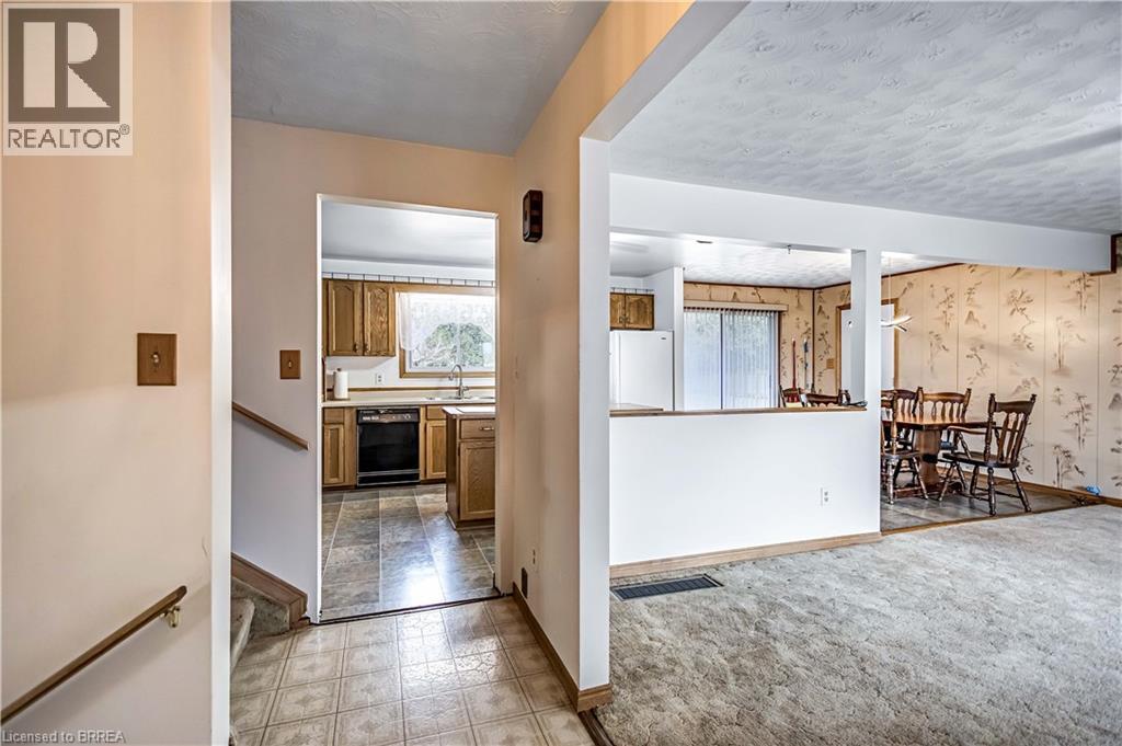 52 Charles Street, Brantford, Ontario  N3T 1B3 - Photo 6 - 40811637