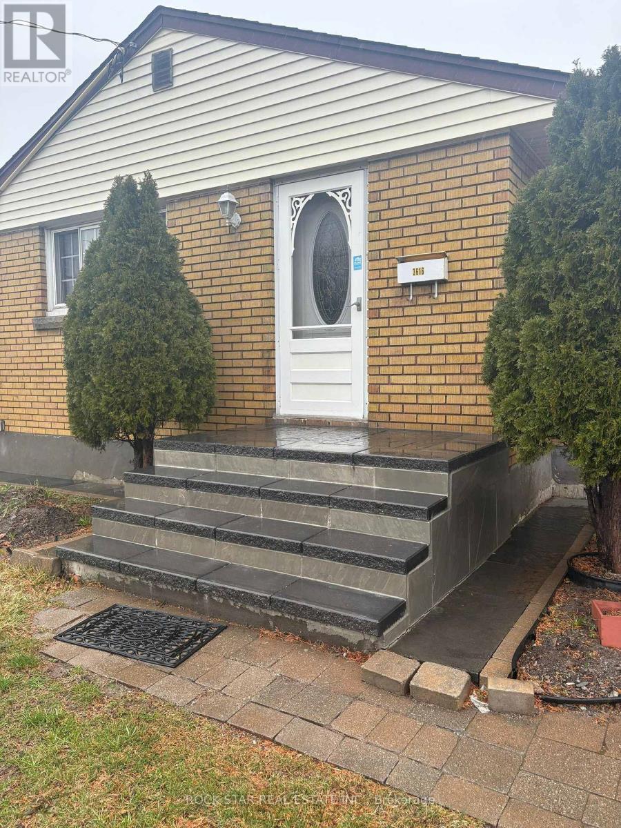 3616 Dorchester Road, Niagara Falls, Ontario  L2J 3A5 - Photo 1 - X12881096