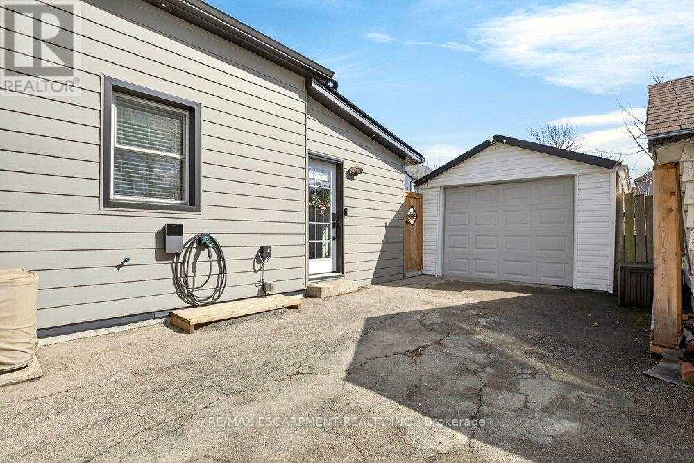 13 Richmond Street, Hamilton, Ontario  L8P 4J3 - Photo 44 - X12881176