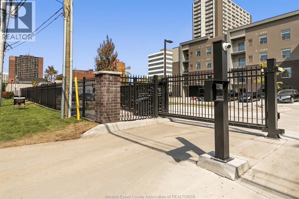 955 Ouellette Avenue Unit# 204, Windsor, Ontario  N9A 4J5 - Photo 4 - 26005349