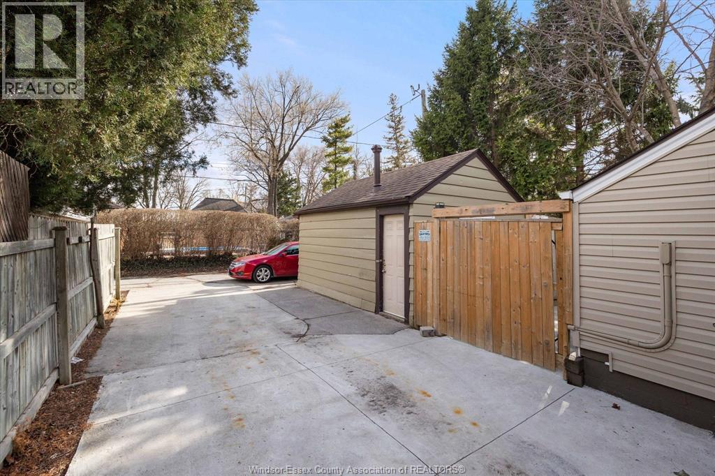 6163 Wyandotte Street East, Windsor, Ontario  N8S 1N4 - Photo 23 - 26004991