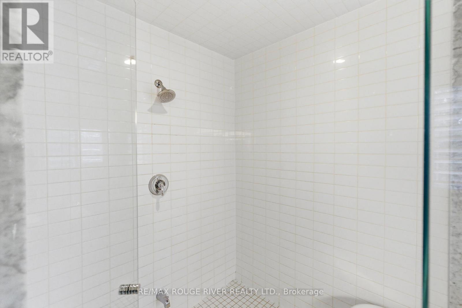 82 Burning Springs Place, Whitby, Ontario  L1M 0K1 - Photo 22 - E12881304