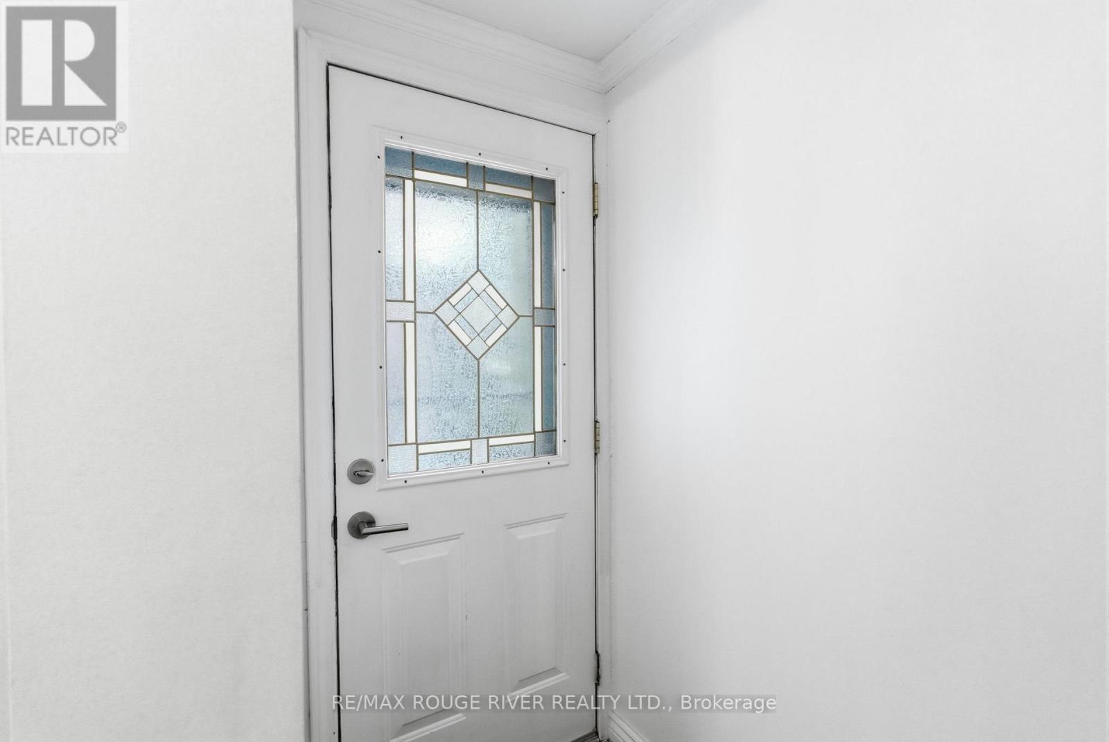 59 Muir Crescent, Whitby, Ontario  L1P 1B5 - Photo 3 - E12881362