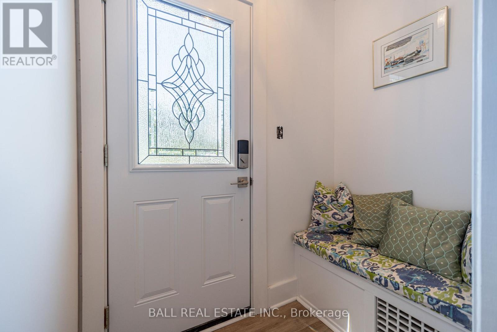 74 King Street, Kawartha Lakes (Bobcaygeon), Ontario  K0M 1A0 - Photo 4 - X12881308