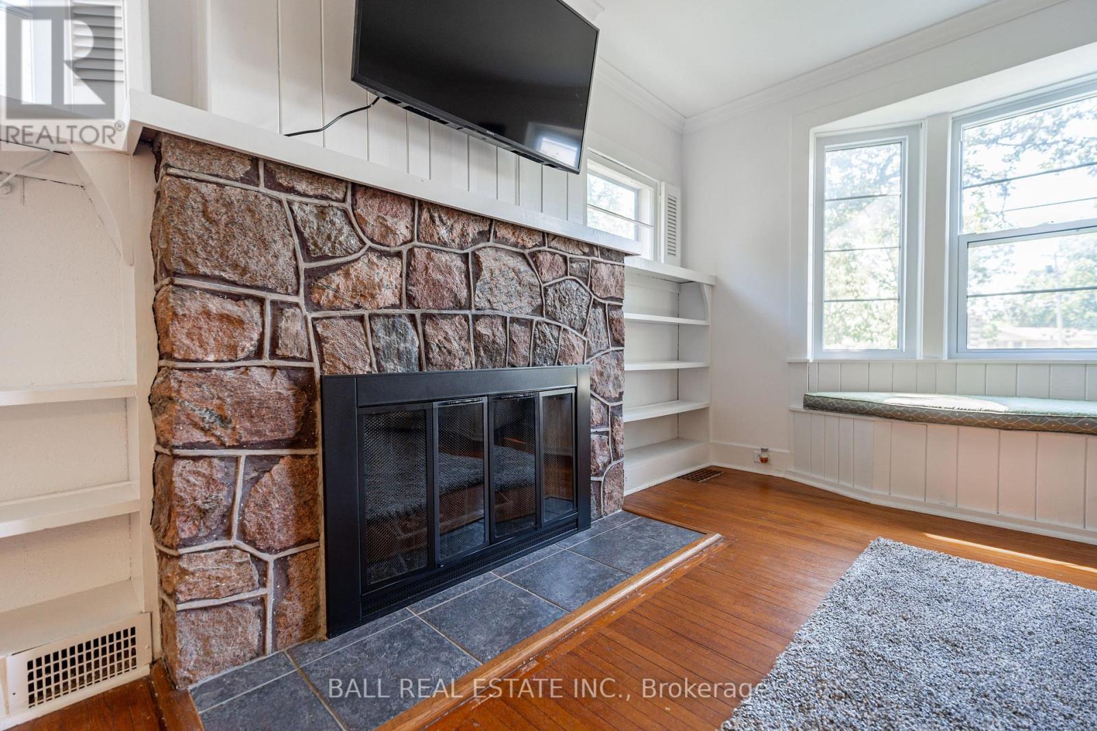 74 King Street, Kawartha Lakes (Bobcaygeon), Ontario  K0M 1A0 - Photo 9 - X12881308