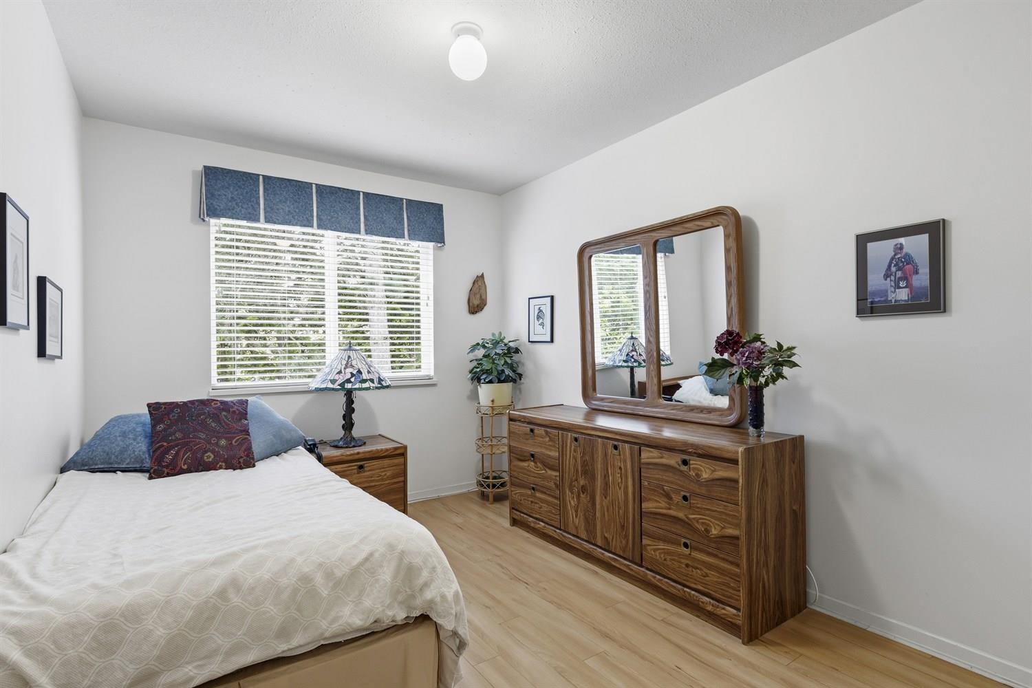 204 1533 Best Street, White Rock, British Columbia  V4B 4E9 - Photo 15 - R3099111