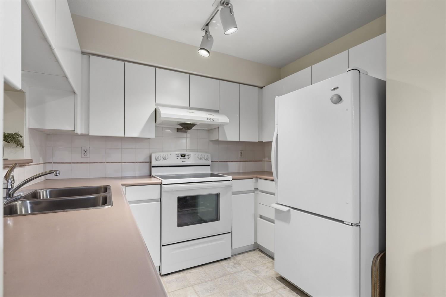 204 1533 Best Street, White Rock, British Columbia  V4B 4E9 - Photo 20 - R3099111