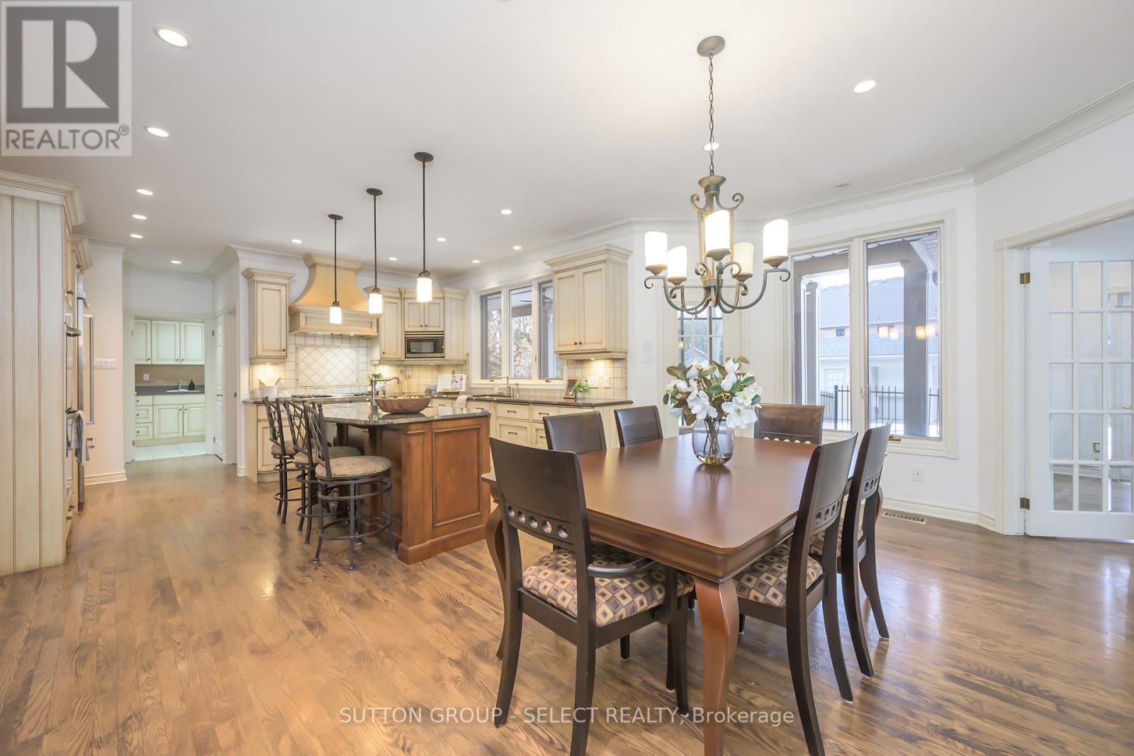 95 Highland Woods Court, London South, Ontario  N6C 5X2 - Photo 13 - X12881316