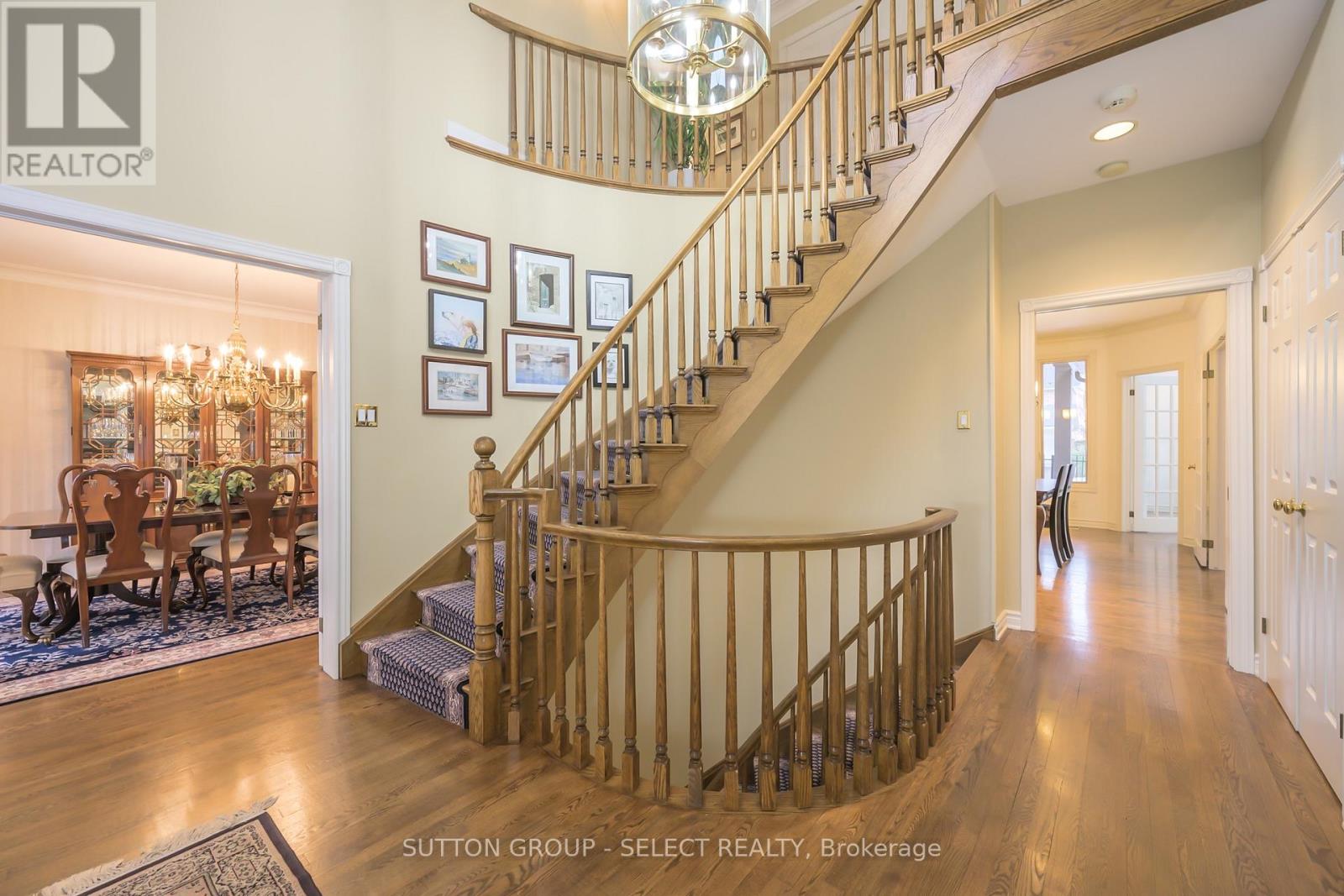 95 Highland Woods Court, London South, Ontario  N6C 5X2 - Photo 5 - X12881316