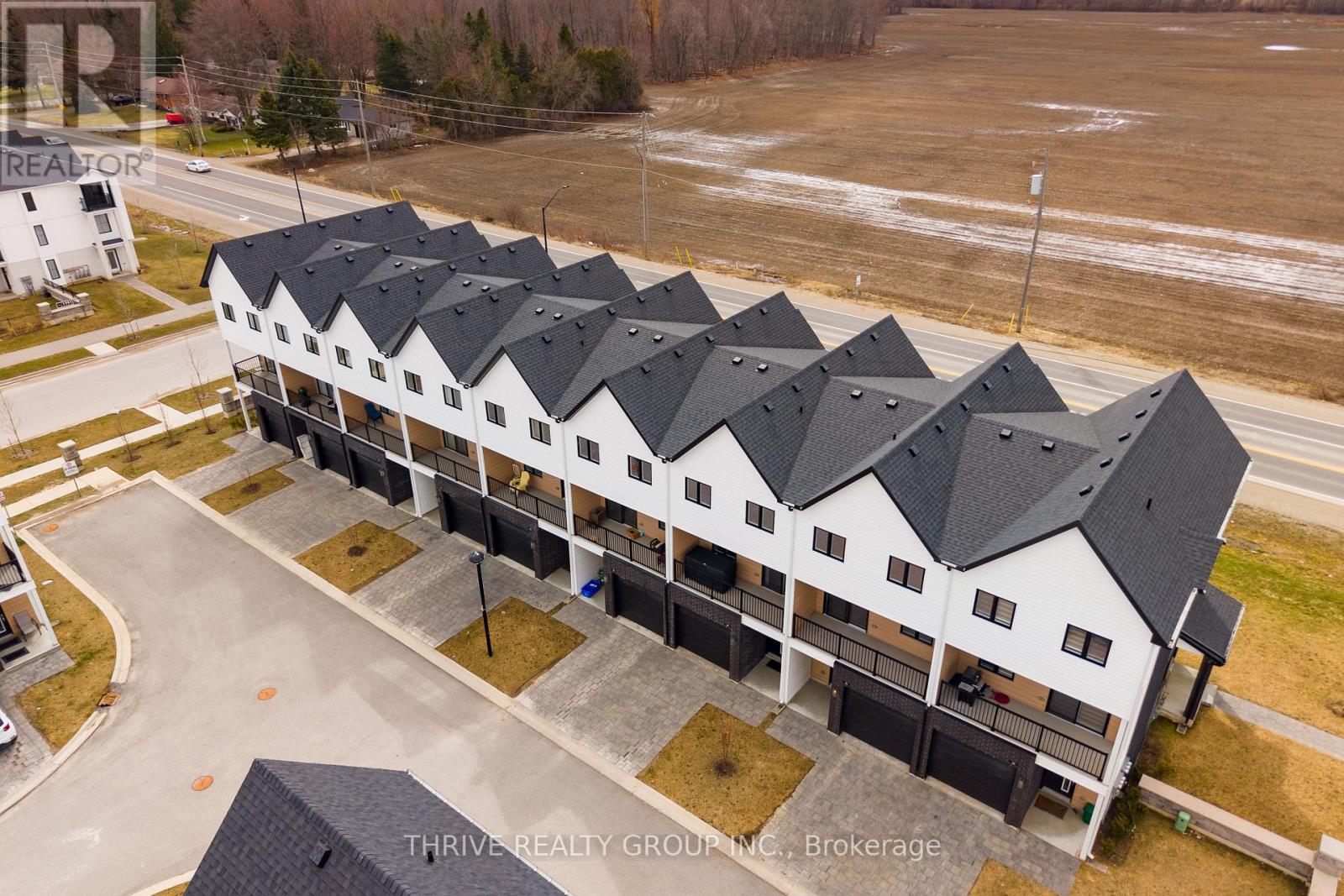 36 - 1595 Capri Crescent, London North, Ontario  N6G 3P2 - Photo 1 - X12881368