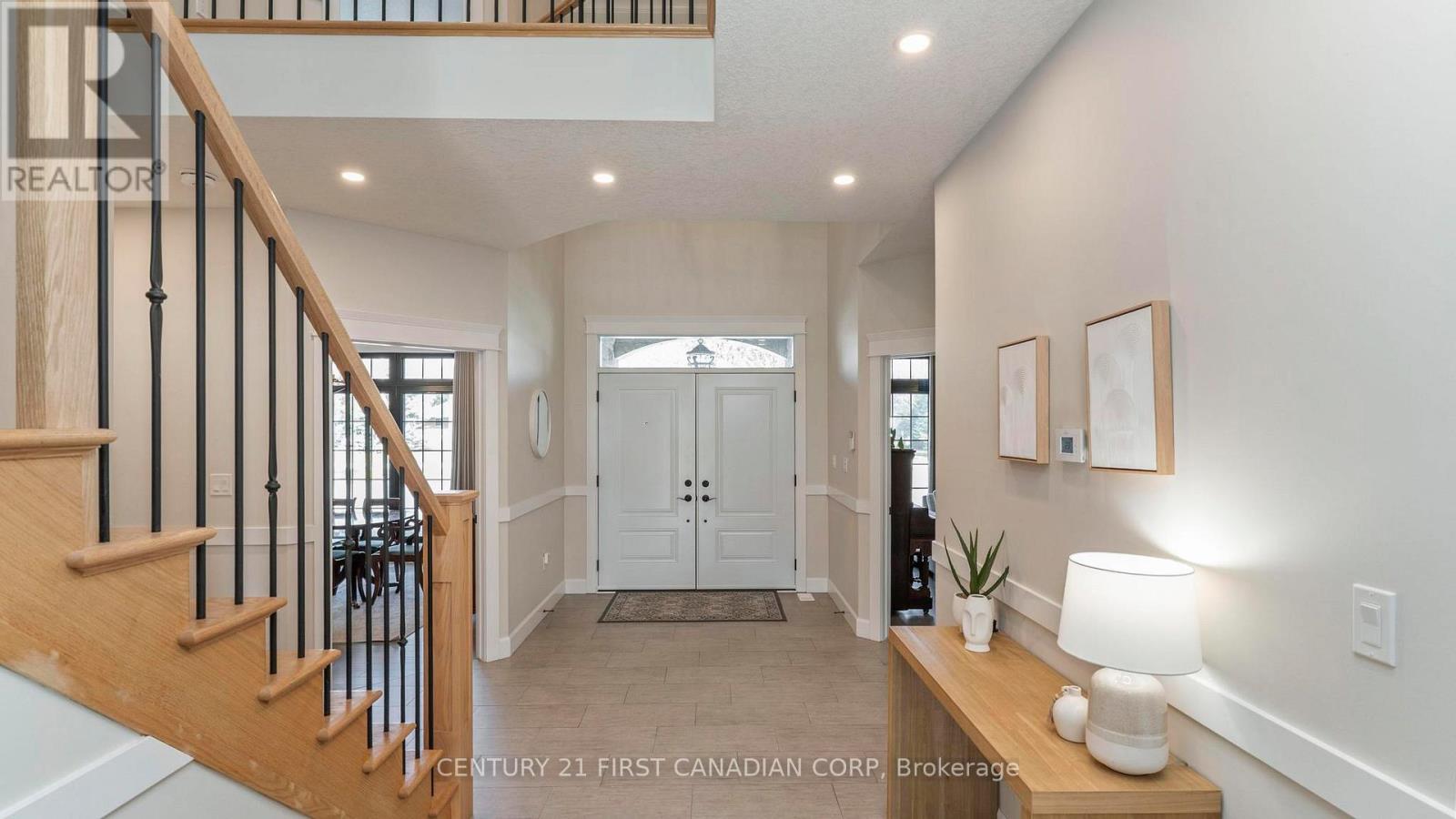 15257 Twelve Mile Road, Middlesex Centre, Ontario  N0M 2A0 - Photo 4 - X12881370