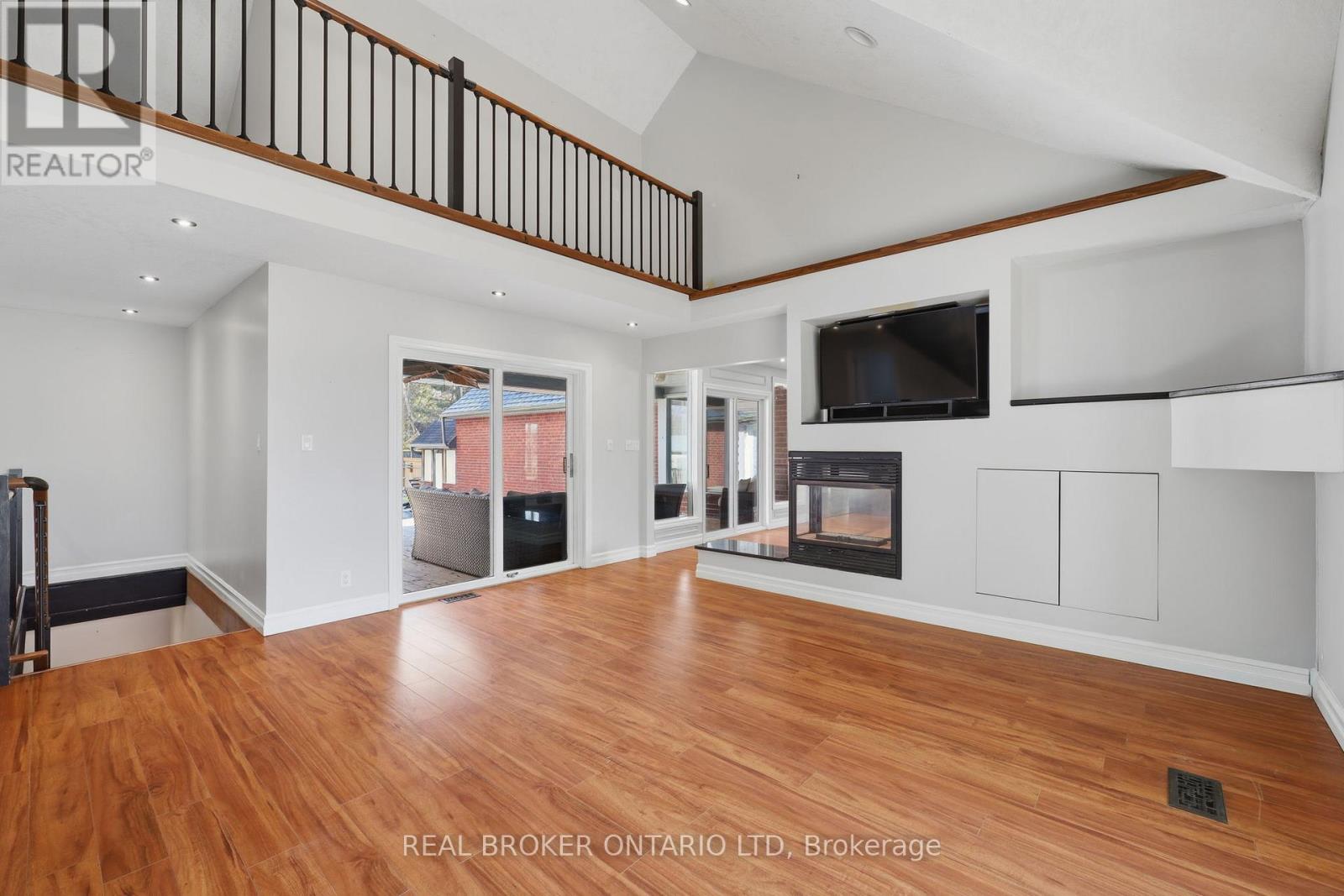 6152 Bostwick Road, Central Elgin, Ontario  N0L 2L0 - Photo 14 - X12881422