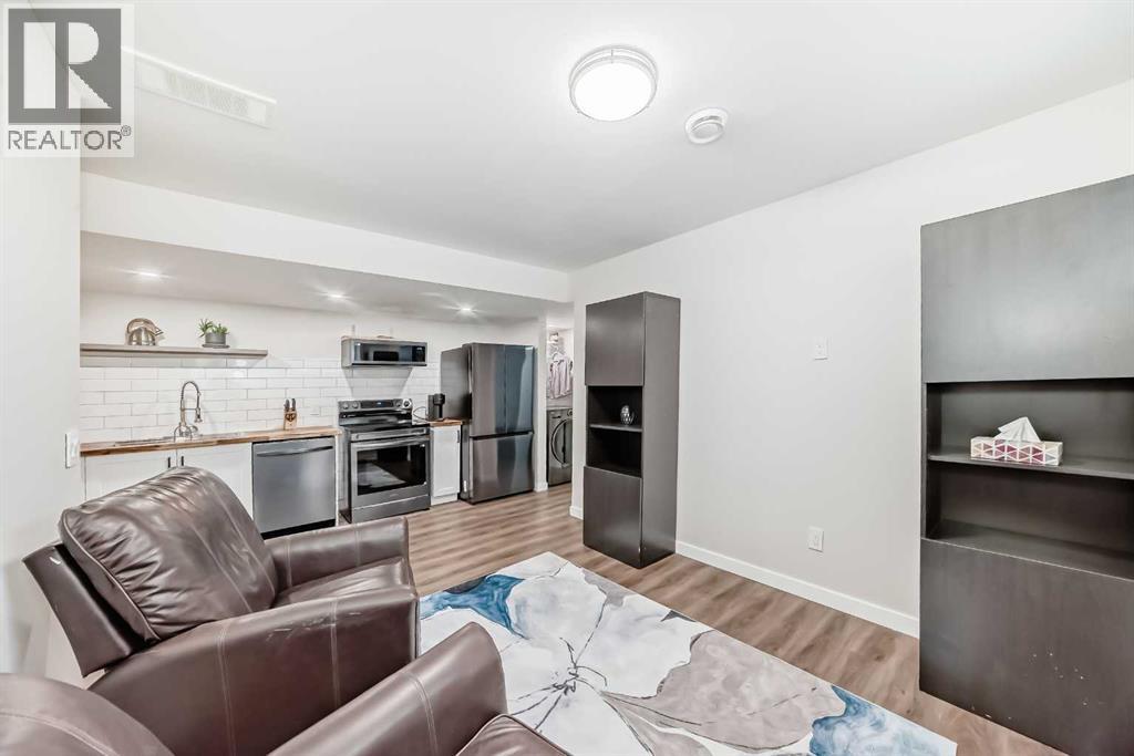 160 Lucas Common Nw, Calgary, Alberta  T3P 2B3 - Photo 40 - A2292760