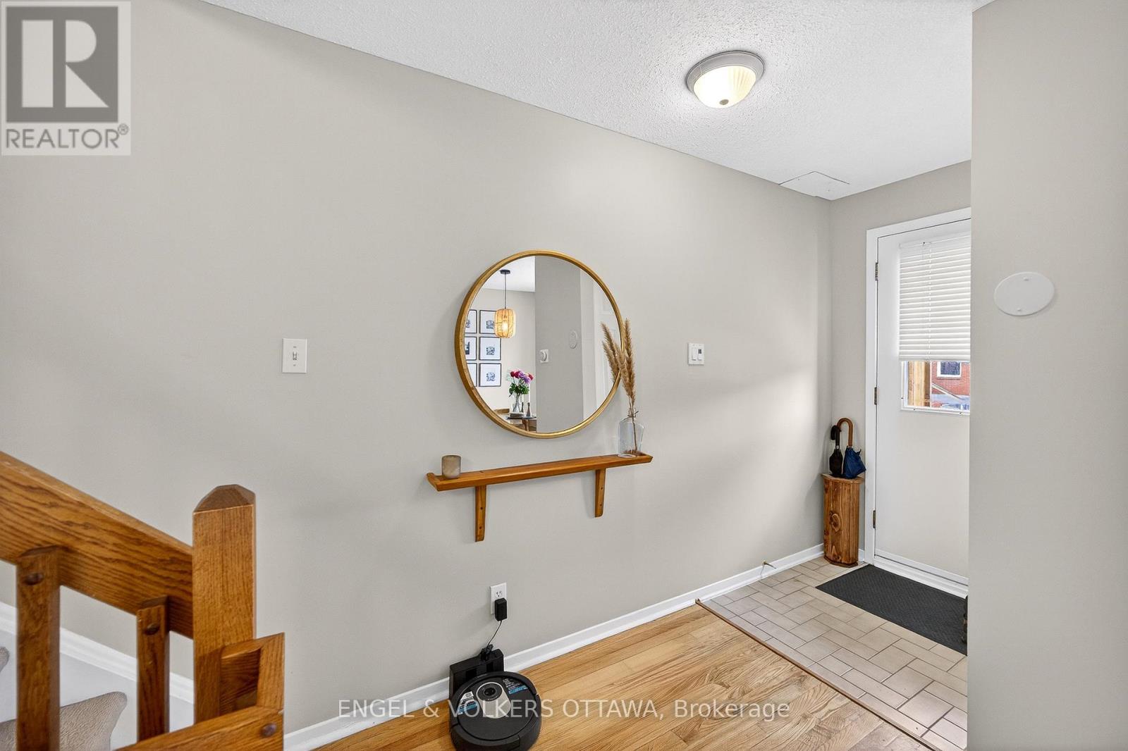 254 Percy Street, Ottawa, Ontario  K1R 6G5 - Photo 4 - X12881236