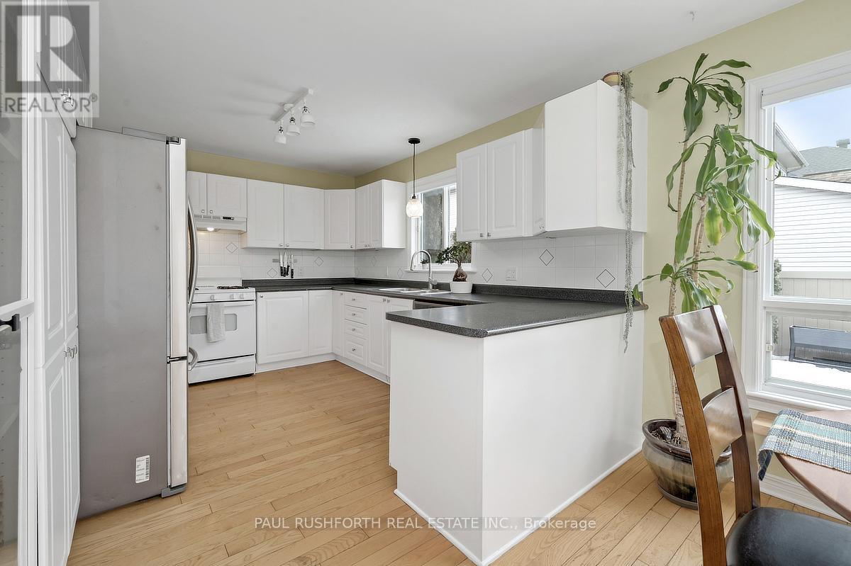 6419 Bernice Court, Ottawa, Ontario  K1C 7E5 - Photo 7 - X12881294