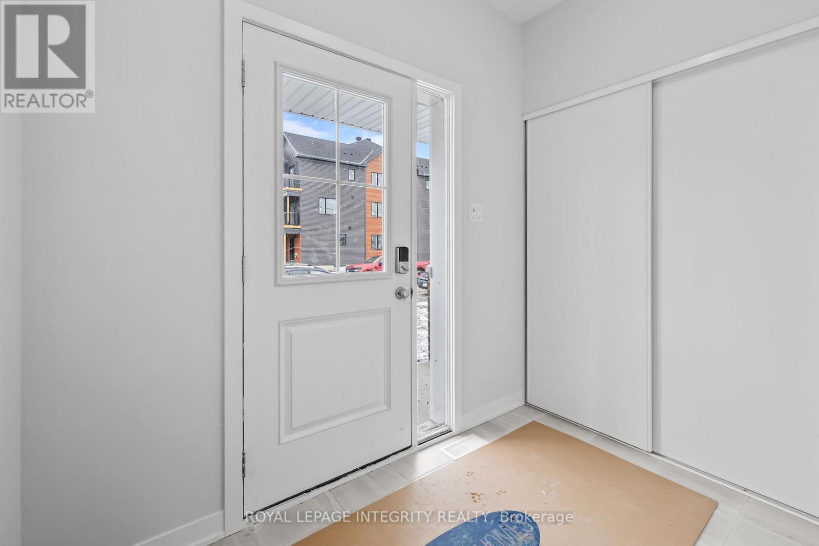 701 Tincture Place S, Ottawa, Ontario  K2W 0P3 - Photo 2 - X12881296