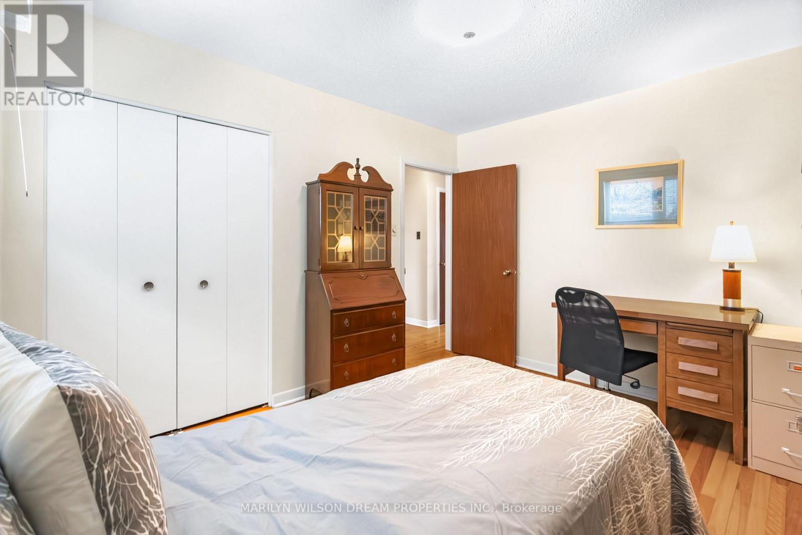 2422 Magnus Avenue, Ottawa, Ontario  K1G 1J8 - Photo 25 - X12881318