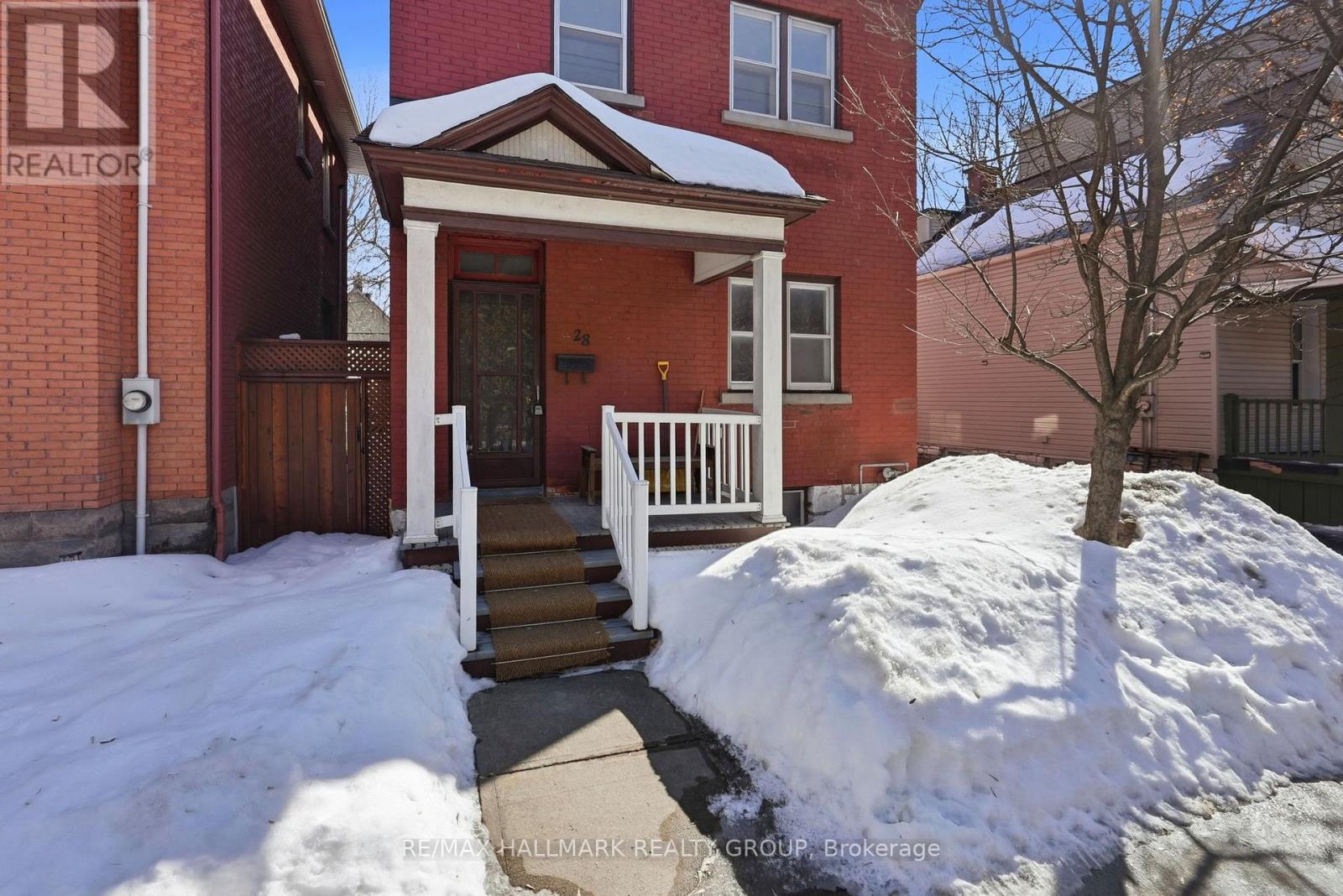 28 Lewis Street, Ottawa, Ontario  K2P 0S3 - Photo 4 - X12881364