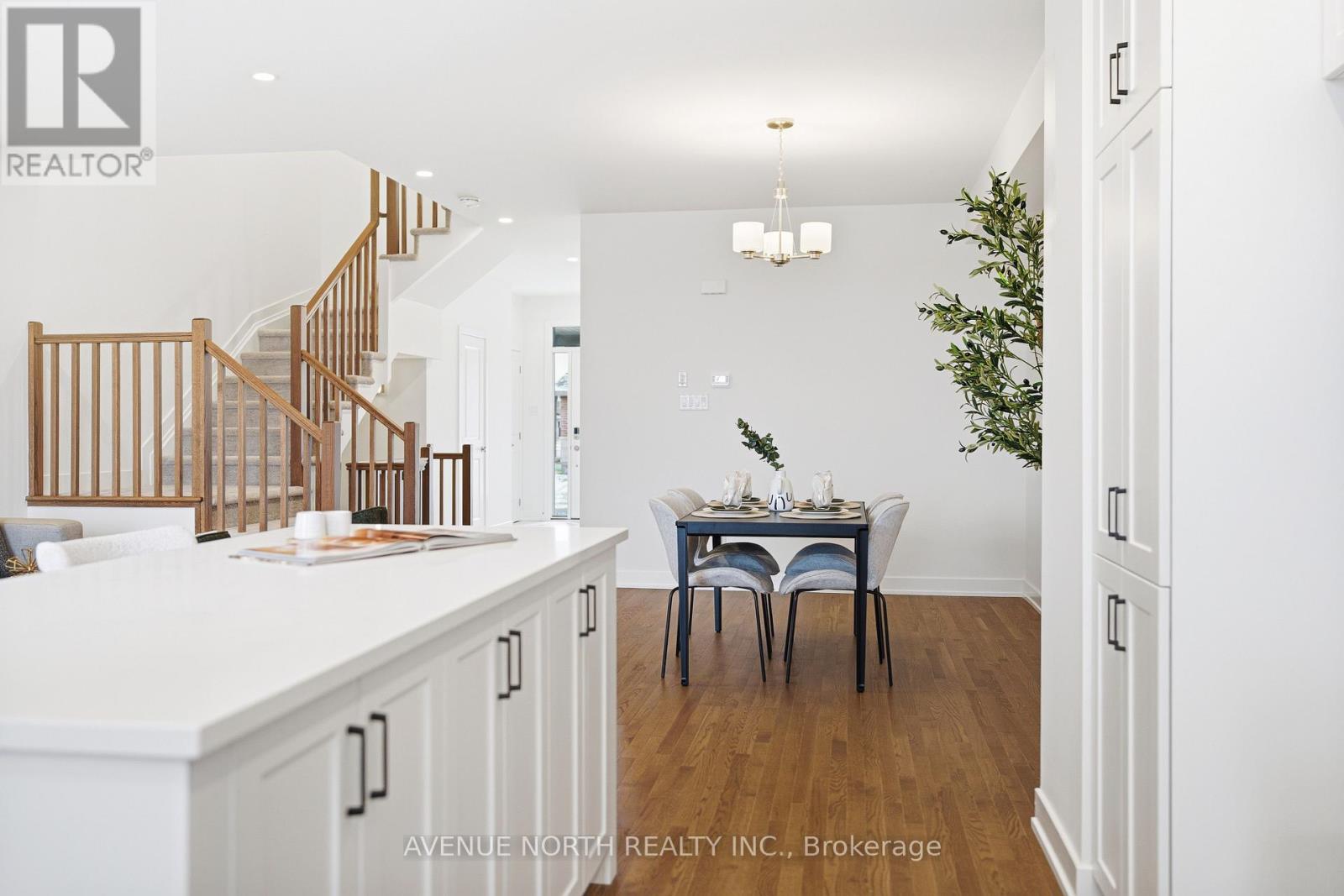 287 Finsbury Avenue, Ottawa, Ontario  K2S 1S3 - Photo 12 - X12881406