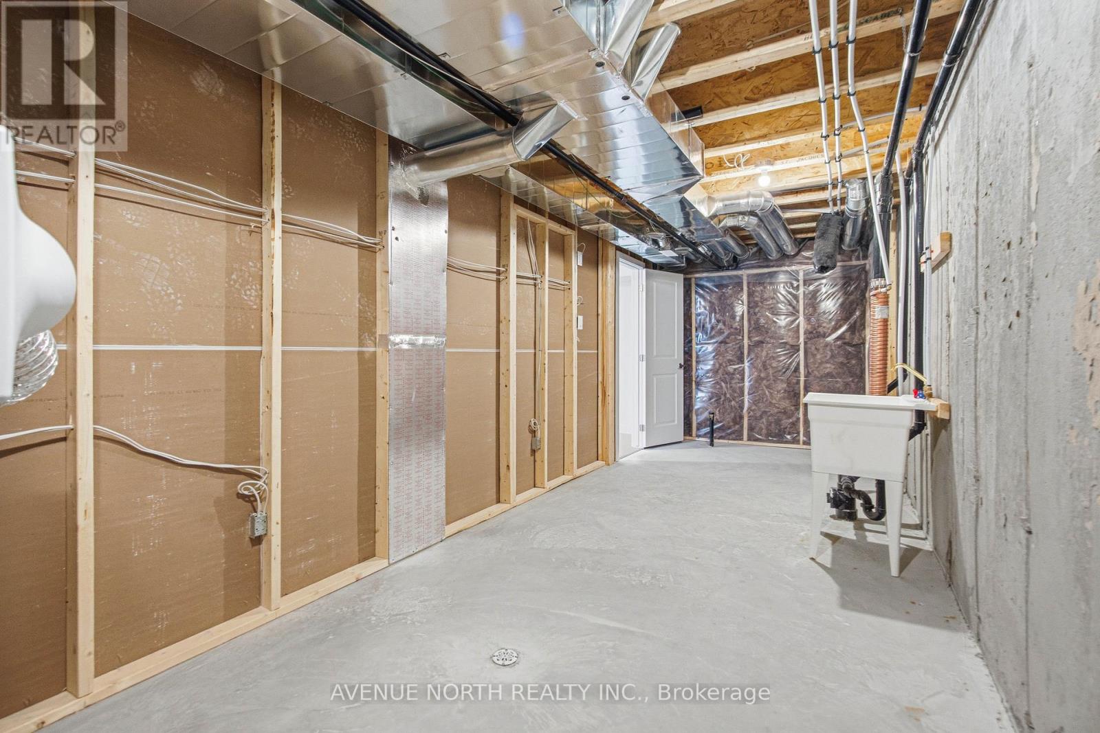 287 Finsbury Avenue, Ottawa, Ontario  K2S 1S3 - Photo 46 - X12881406