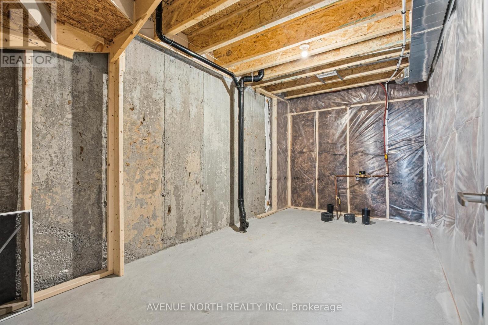 287 Finsbury Avenue, Ottawa, Ontario  K2S 1S3 - Photo 47 - X12881406