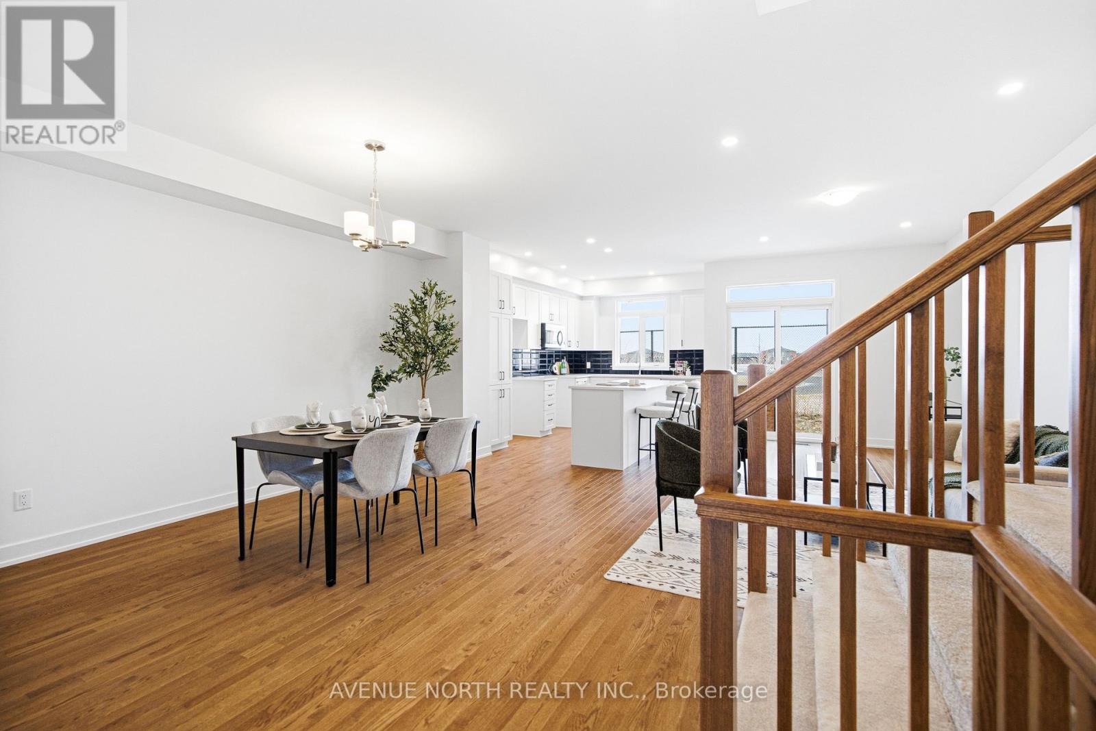 287 Finsbury Avenue, Ottawa, Ontario  K2S 1S3 - Photo 5 - X12881406