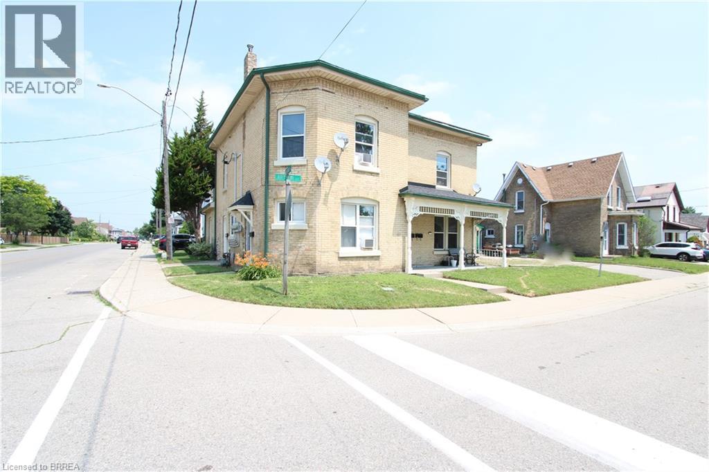 62 Arthur Street, Brantford, Ontario  N3S 3H8 - Photo 3 - 40812137