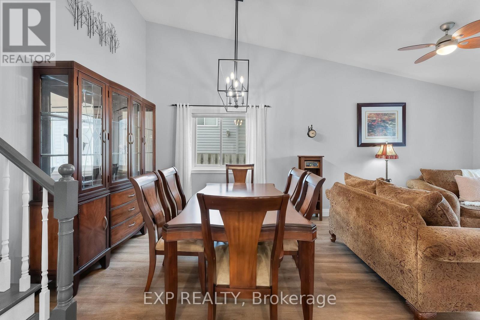 8116 Woodsview Crescent, Niagara Falls, Ontario  L2H 3G3 - Photo 10 - X12881288