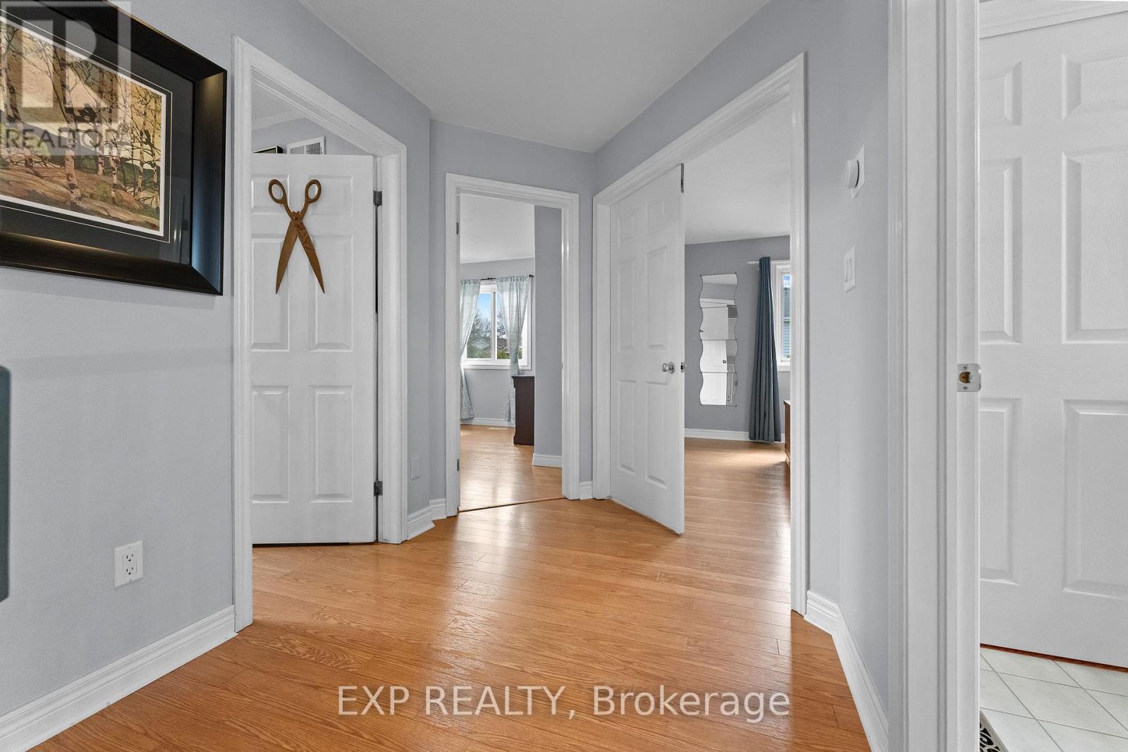 8116 Woodsview Crescent, Niagara Falls, Ontario  L2H 3G3 - Photo 21 - X12881288