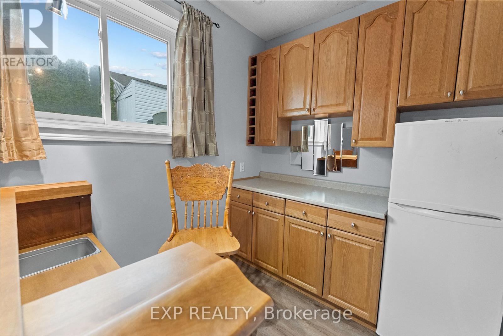 8116 Woodsview Crescent, Niagara Falls, Ontario  L2H 3G3 - Photo 31 - X12881288