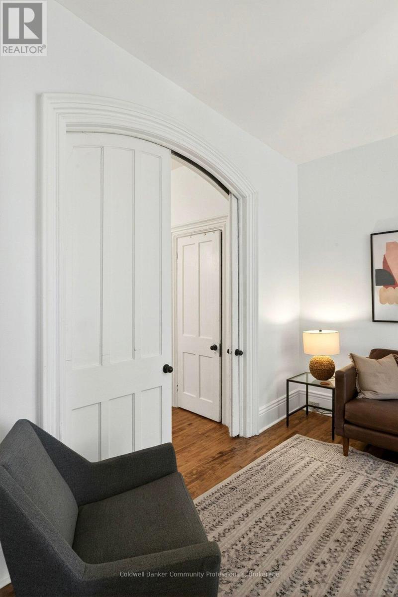 87 East Avenue N, Hamilton (Landsdale), Ontario  L8L 5H6 - Photo 11 - X12881358