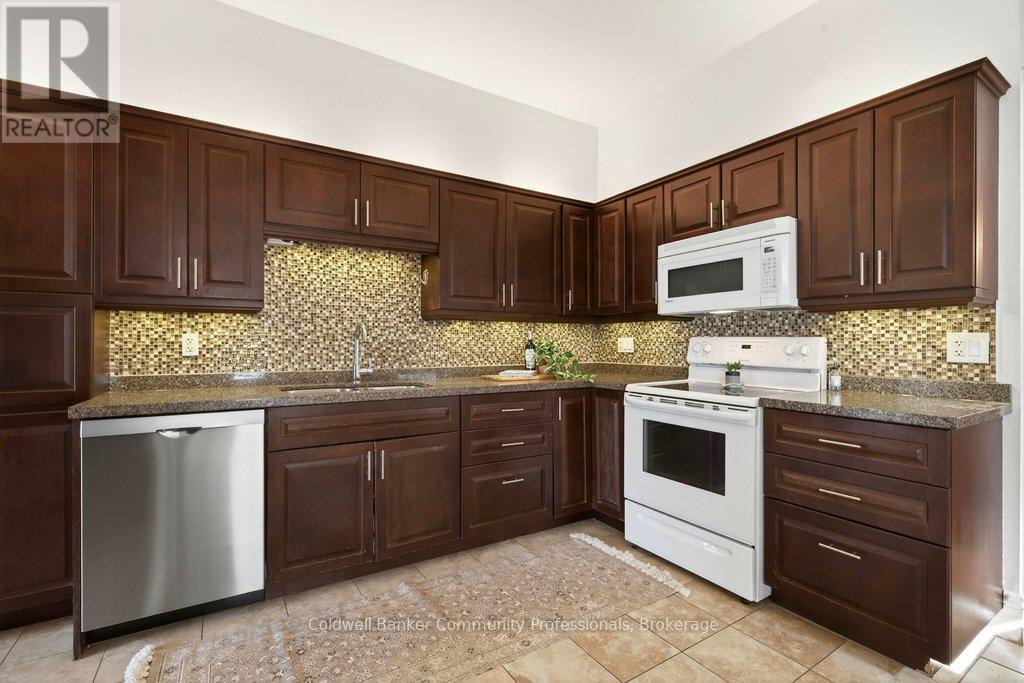 87 East Avenue N, Hamilton (Landsdale), Ontario  L8L 5H6 - Photo 18 - X12881358