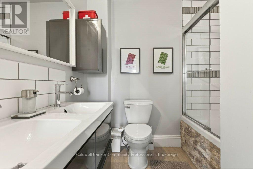 87 East Avenue N, Hamilton (Landsdale), Ontario  L8L 5H6 - Photo 33 - X12881358