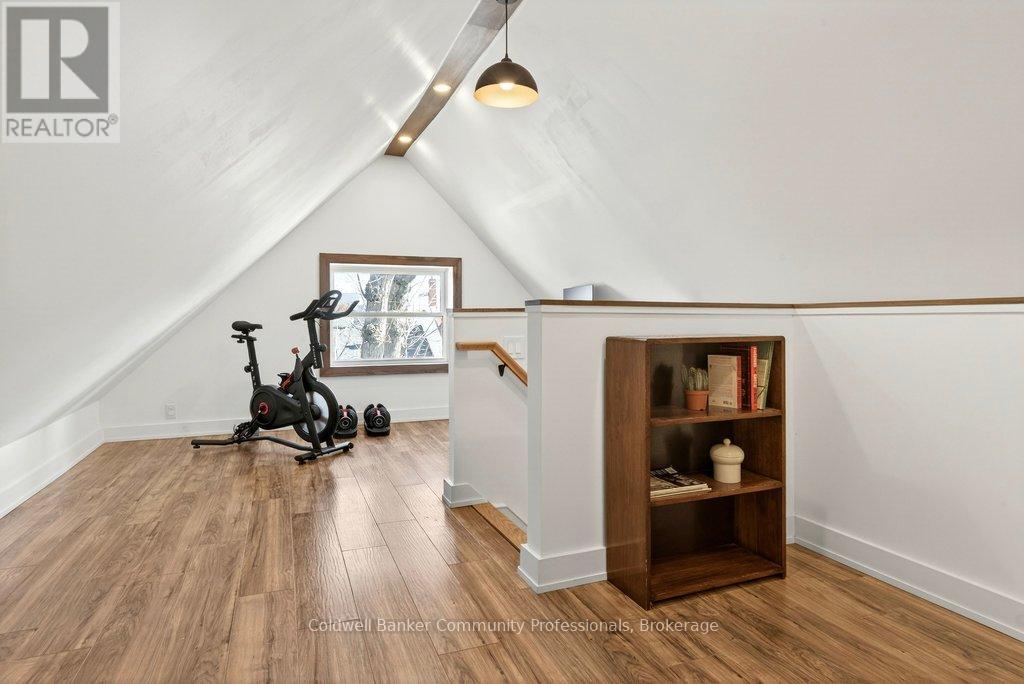 87 East Avenue N, Hamilton (Landsdale), Ontario  L8L 5H6 - Photo 40 - X12881358