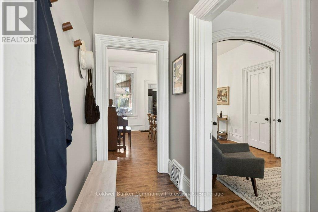 87 East Avenue N, Hamilton (Landsdale), Ontario  L8L 5H6 - Photo 6 - X12881358