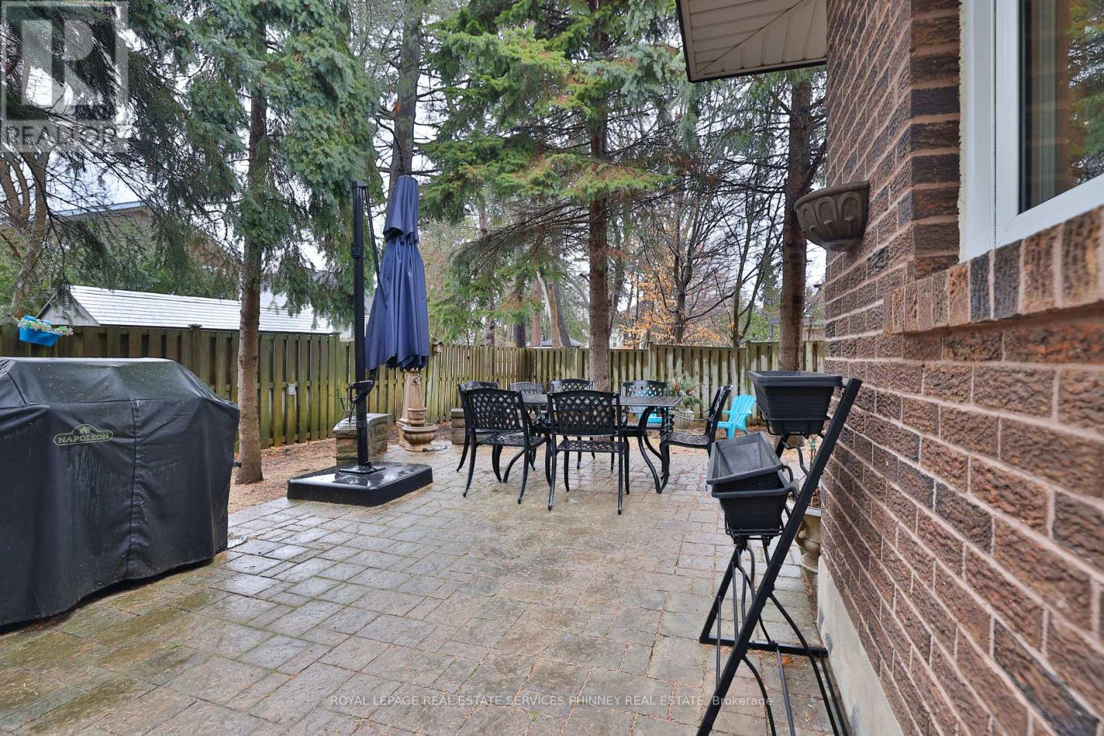 130 Tavistock Square, Oakville, Ontario  L6K 2V2 - Photo 42 - W12876198