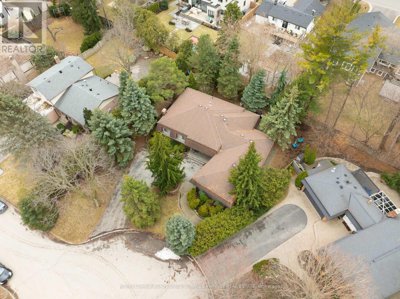 130 Tavistock Square, Oakville, Ontario  L6K 2V2 - Photo 44 - W12876198