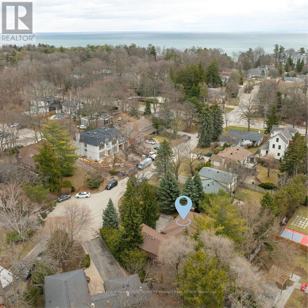 130 Tavistock Square, Oakville, Ontario  L6K 2V2 - Photo 49 - W12876198