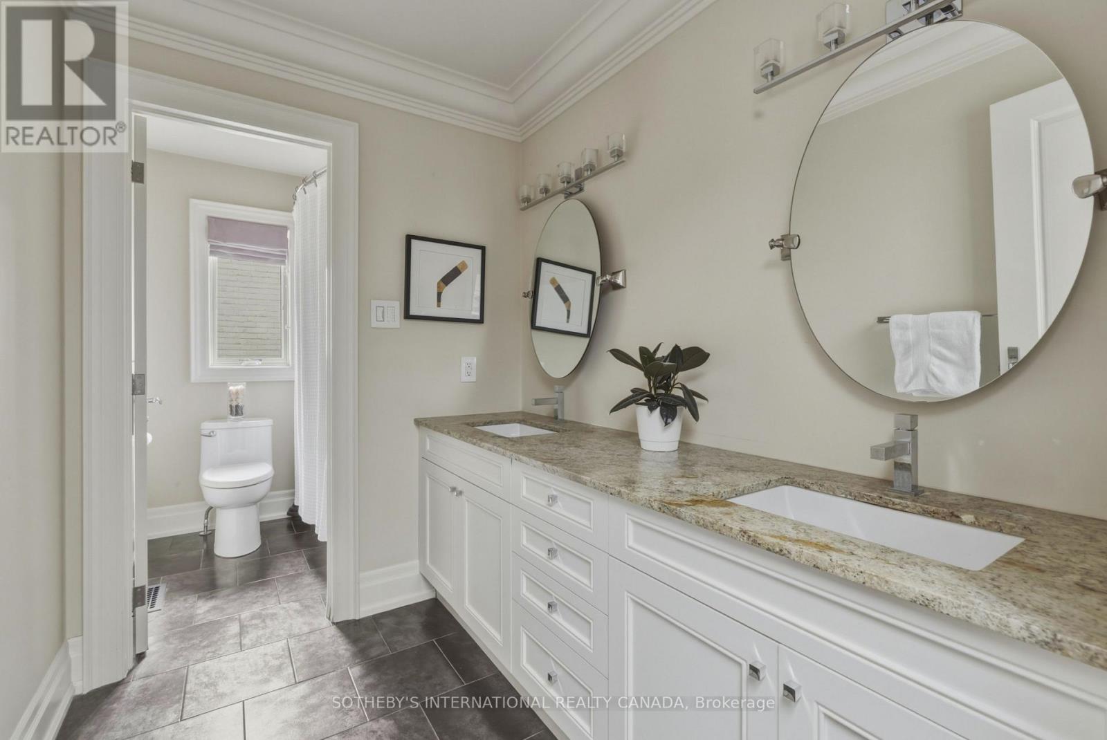 85 Strath Avenue, Toronto, Ontario  M8X 1R7 - Photo 18 - W12879744