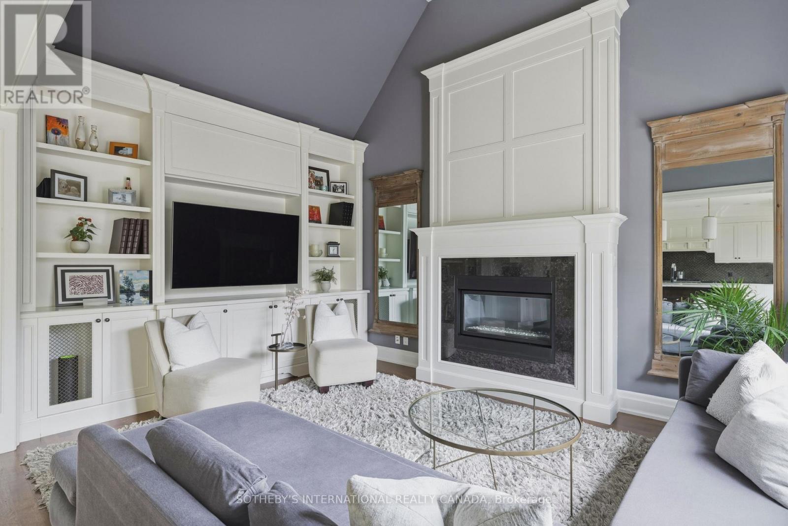 85 Strath Avenue, Toronto, Ontario  M8X 1R7 - Photo 15 - W12879744