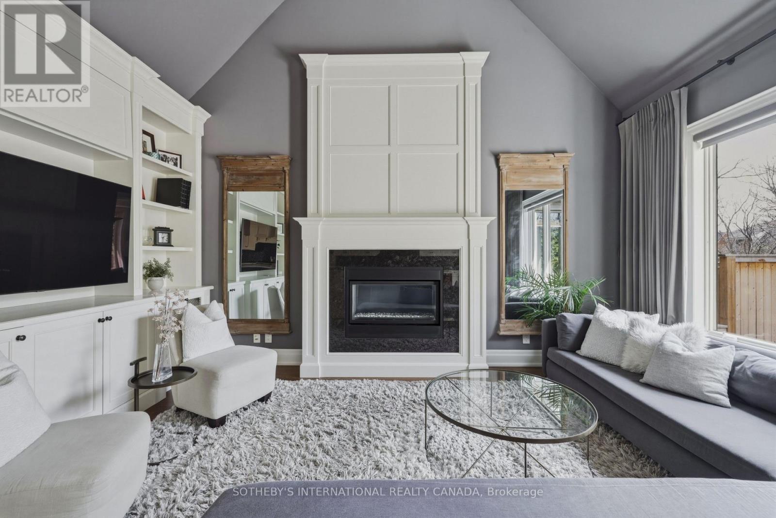 85 Strath Avenue, Toronto, Ontario  M8X 1R7 - Photo 13 - W12879744