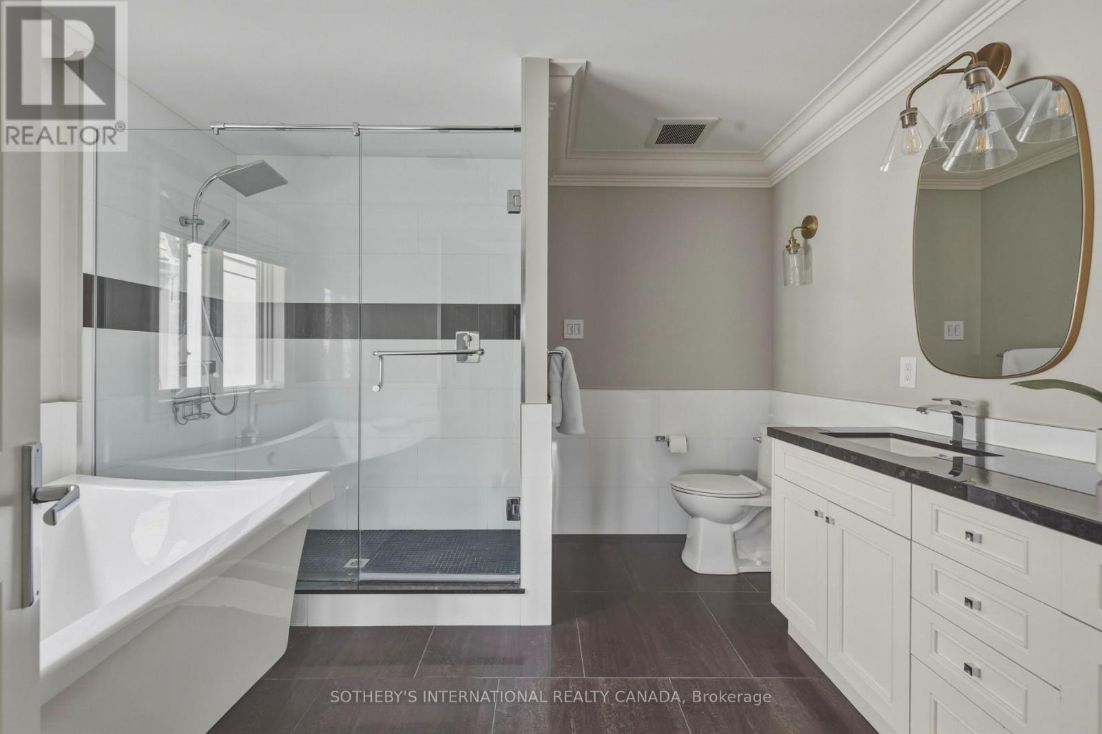 85 Strath Avenue, Toronto, Ontario  M8X 1R7 - Photo 23 - W12879744