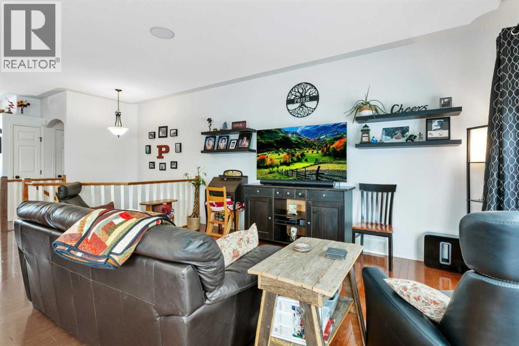 46 Lindman Close, Sylvan Lake, Alberta  T4S 2M5 - Photo 10 - A2293248