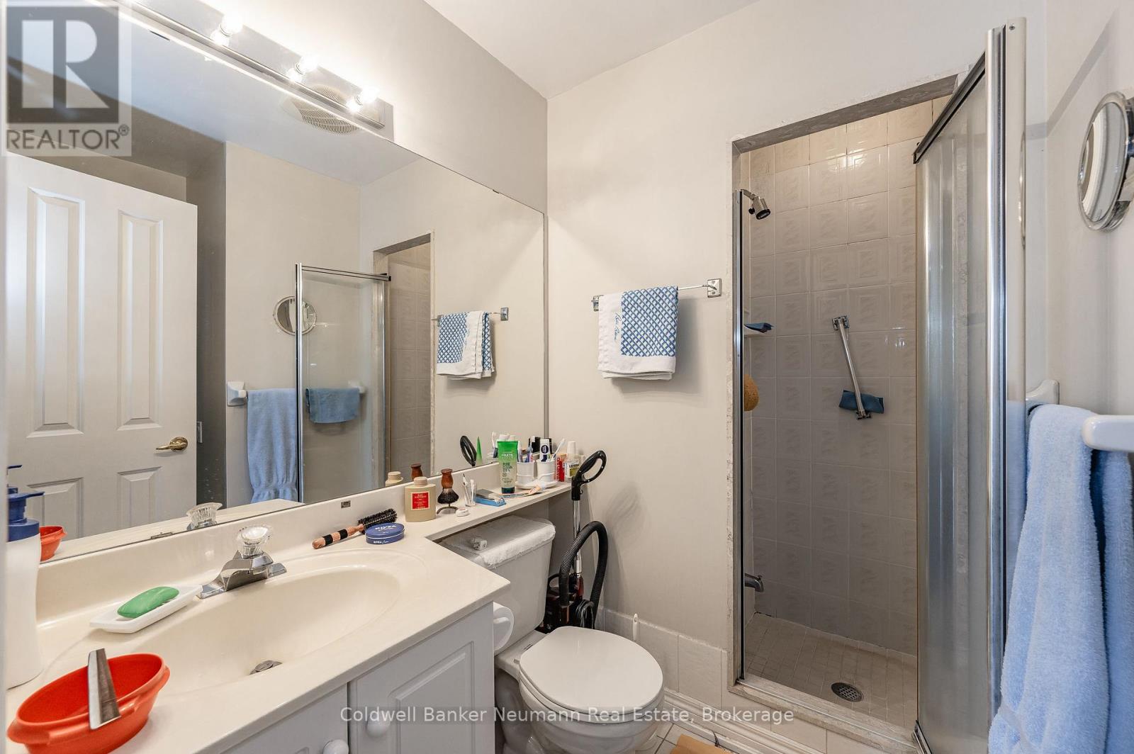 409 - 60 Old Mill Road, Oakville, Ontario  L6J 7V9 - Photo 10 - W12881350