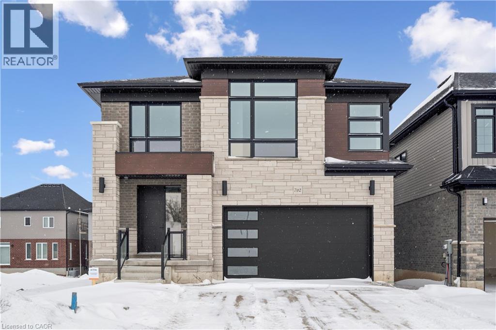 702 AUTUMN WILLOW Drive, waterloo, Ontario